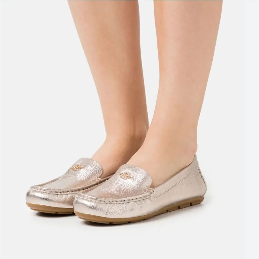 WOMEN"S NATURALIZER GISELA LOAFER METALLIC PEWTER